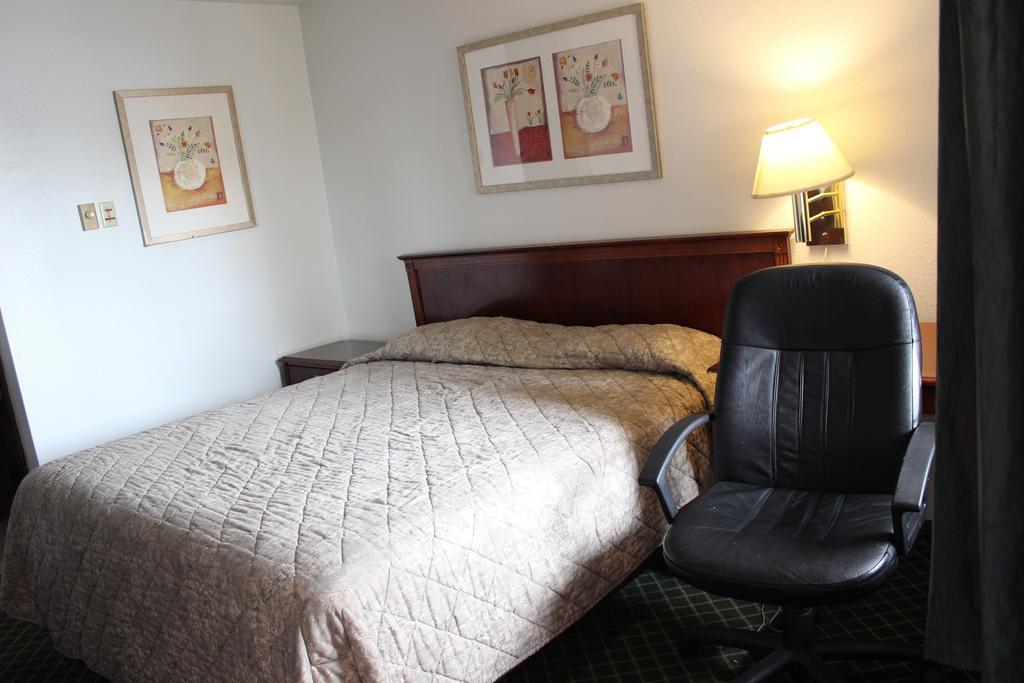 Kings Motor Inn Файф Номер фото
